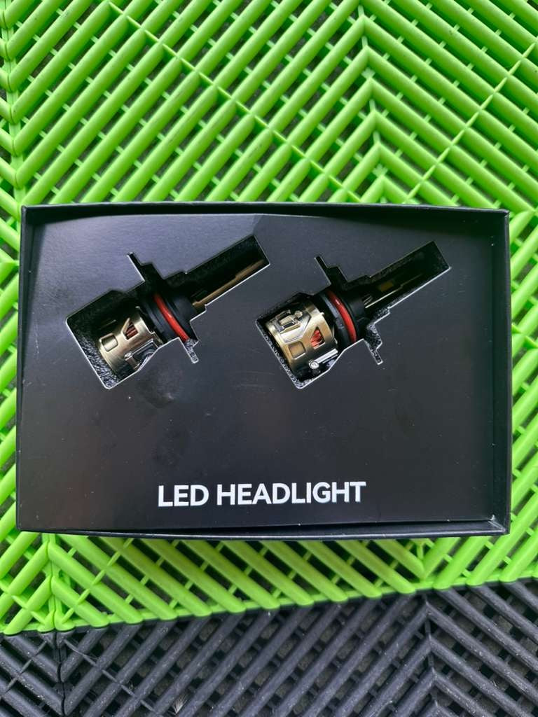 LED LIGHT R33 (H19/H4)