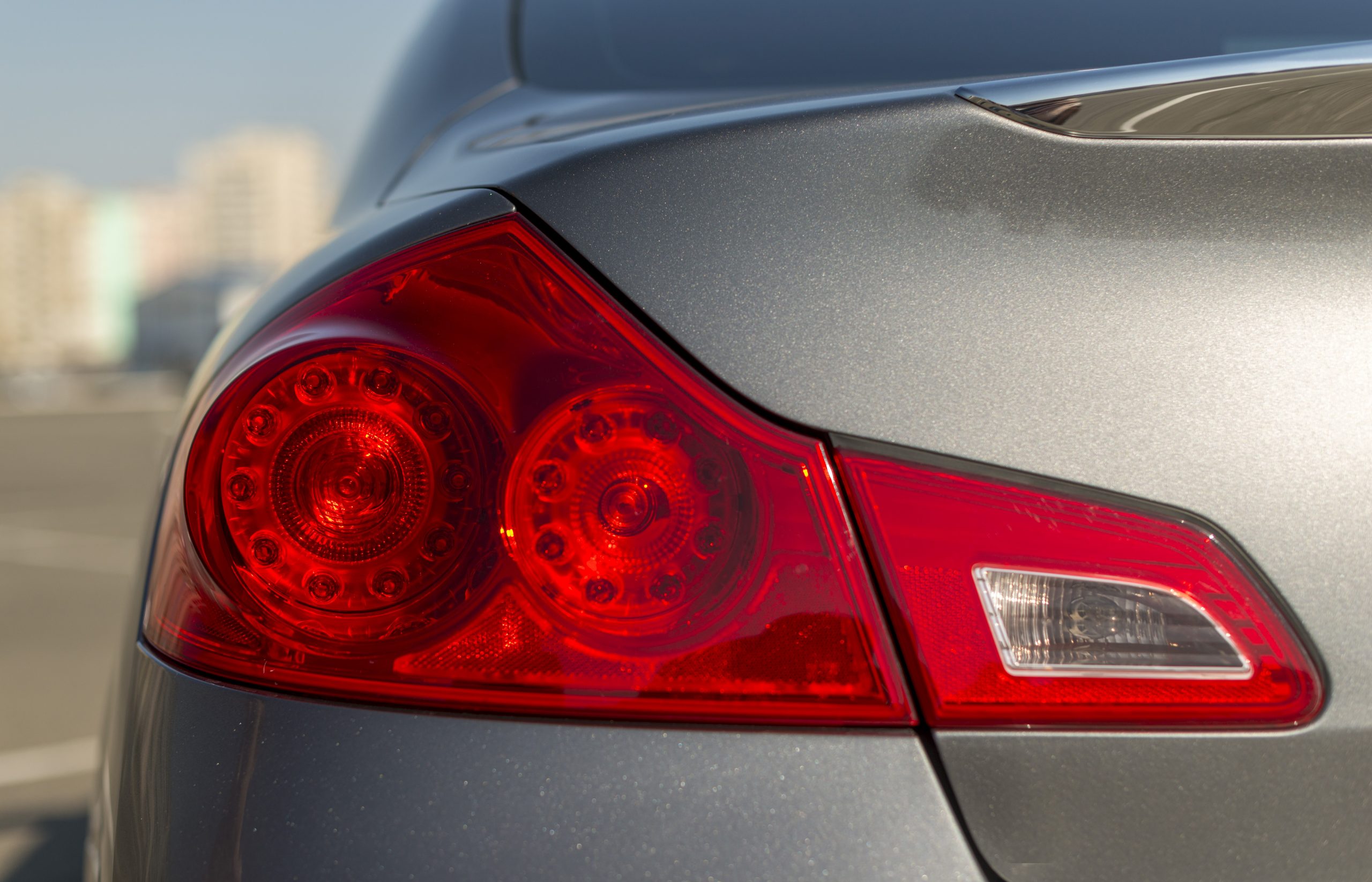 Can You Fix a Tail Light By Yourself? Brothers Auto Body Parts